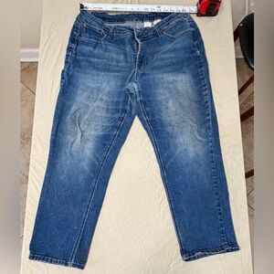 Time and Tru Women's Straight Jeans Blue Denim 5-Pocket Button Zip